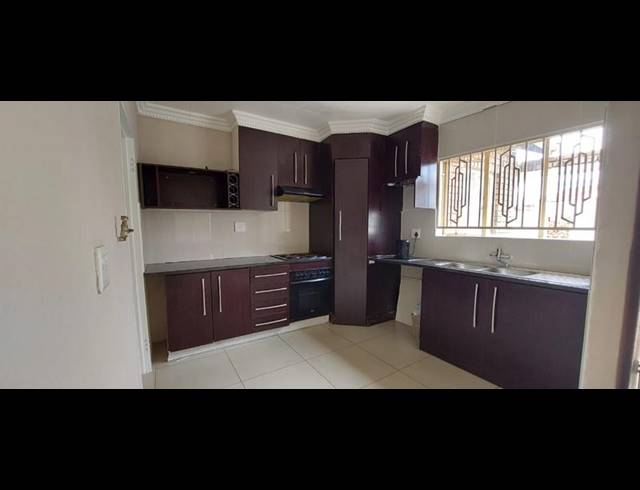 4 BEDROOM HOUSE FOR SALE IN DANVILLE